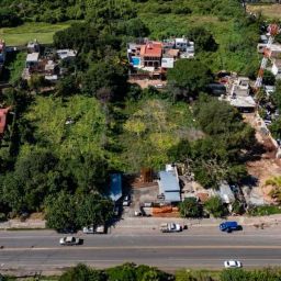 LOTE PAREDES