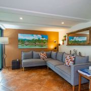 CASA KING CHAPALA HACIENDAS